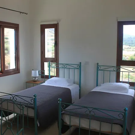 Villa Martika Luxury Overlooking The Sea Agia Marina (Northern Cyprus)