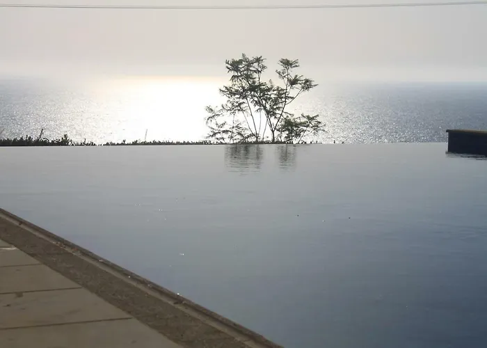 Martika Luxury Overlooking The Sea Villa